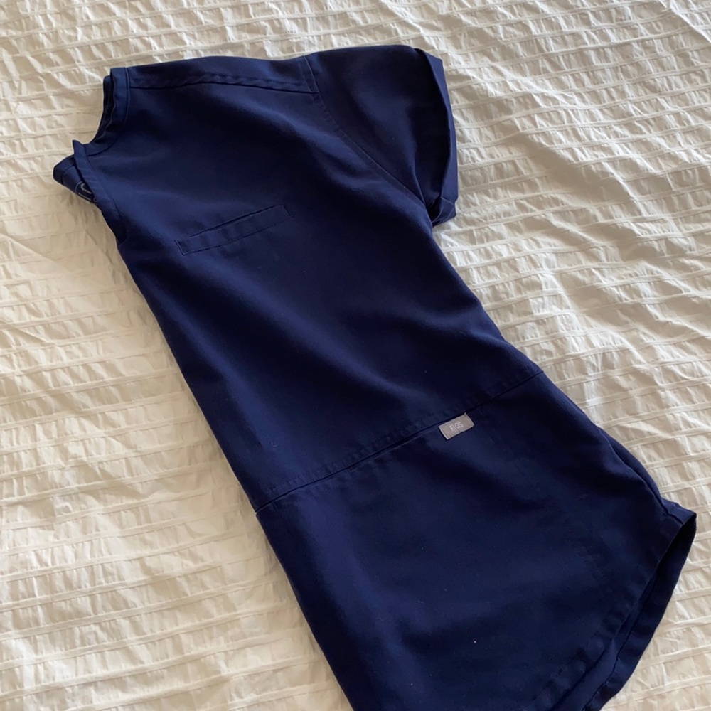 Figs Navy scrub top